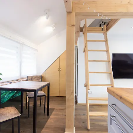 Romantisches 4 Rosenburgblick In Moselnaehe *