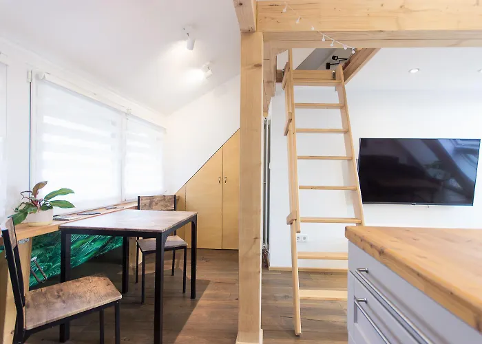 Romantisches 4 Rosenburgblick In Moselnaehe *